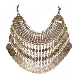 Necklace with pieces (pendari)