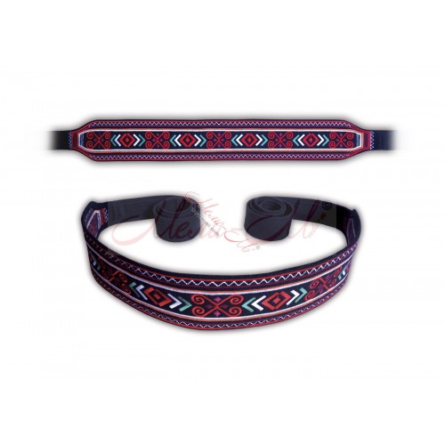 Embroidered belt