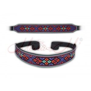 Embroidered belt