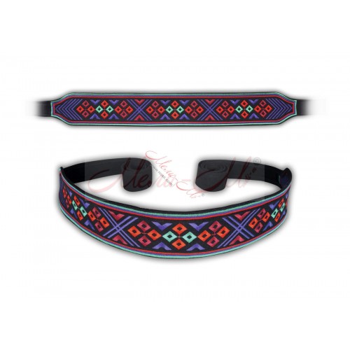 Embroidered belt