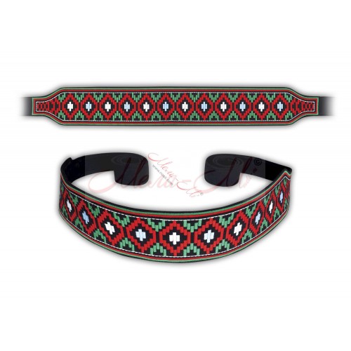 Embroidered belt