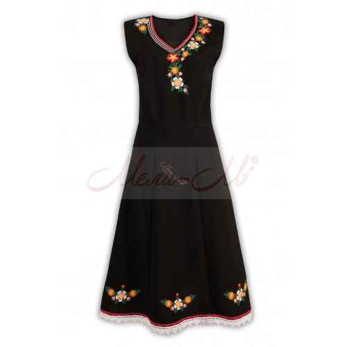 Traditional Women's pinafore (sukman)