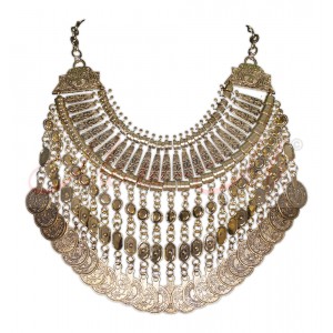 Necklace with pieces (pendari)