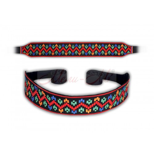 Embroidered belt