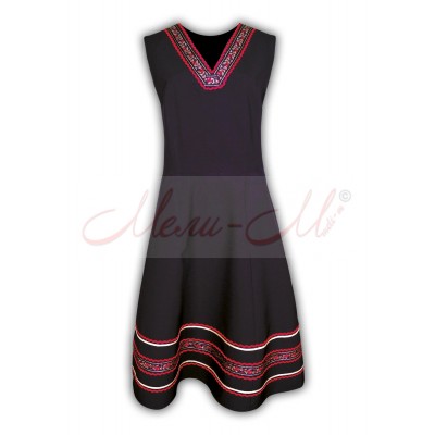 Traditional Embroidered Women's pinafore (sukman)